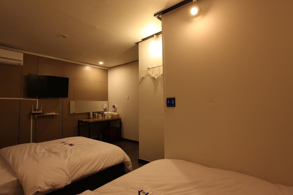 W Mini Hotel Dongdaemoon سيول المظهر الخارجي الصورة